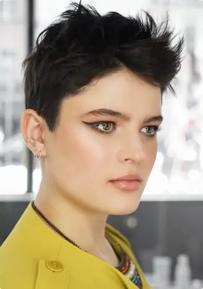 Naturalny efekt po zabiegu modelowania brwi
